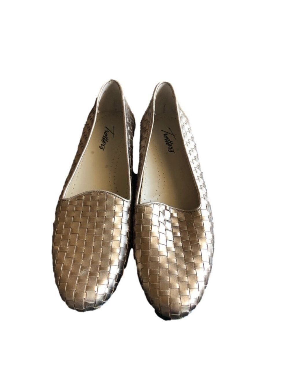Trotters Size 9S gold basket weave leather loafers, flats, slip ons - Picture 2 of 10